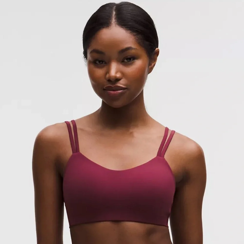 🆕 New color! Lululemon Like a Cloud Bra - Picture 4 of 16